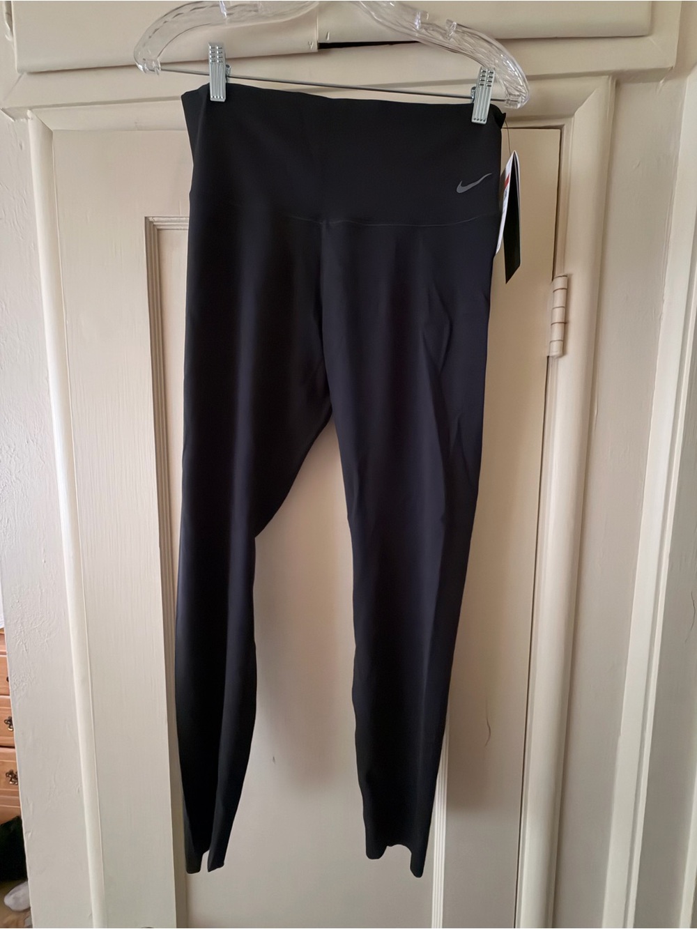 NWT Black Nike Zenvy Leggings, Size L